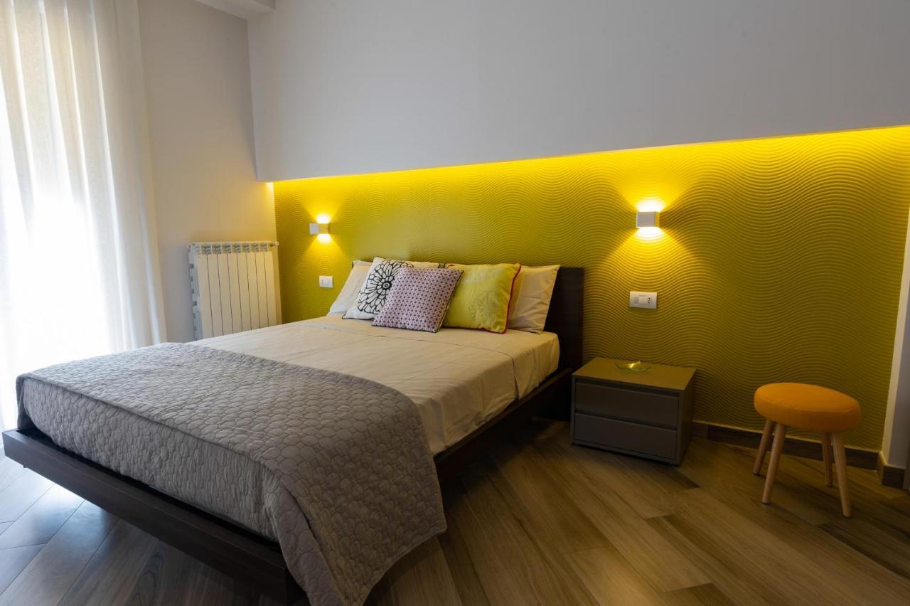 Casa Martina Apartment Кастеламаре ди Стабия Екстериор снимка