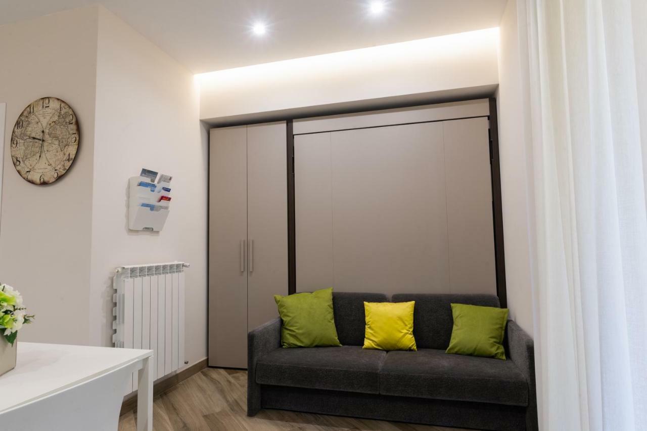 Casa Martina Apartment Кастеламаре ди Стабия Екстериор снимка